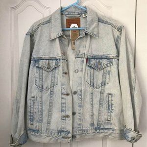 Lightwash Denim Jacket